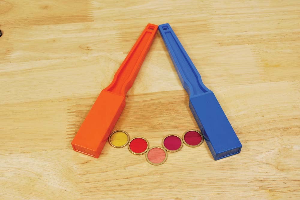 Set mit magnetischen Zauberstäben und bunten Spielmarken - A-Kids
