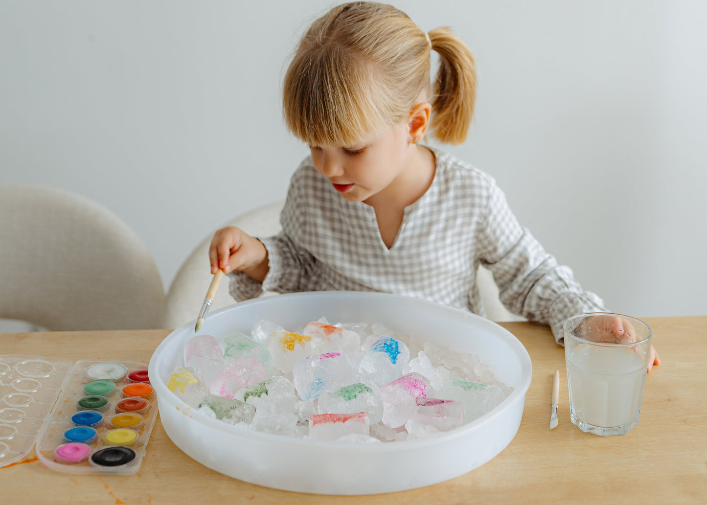 Play Tray - Sensorikschale für Babys und Kleinkinder