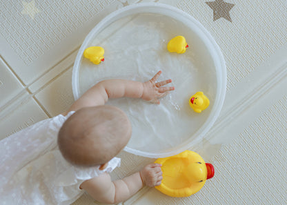 Play Tray - Sensorikschale für Babys und Kleinkinder