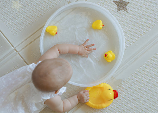 Play Tray - Sensorikschale für Babys und Kleinkinder