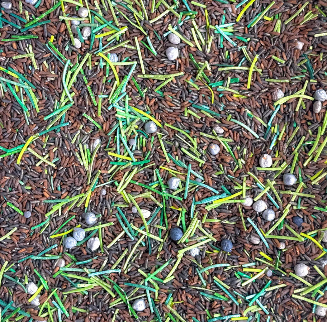 Füllung - Erde, Gras & Steine